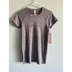 Lululemon Swiftly Tech 2.0 gray size 6 NWT
